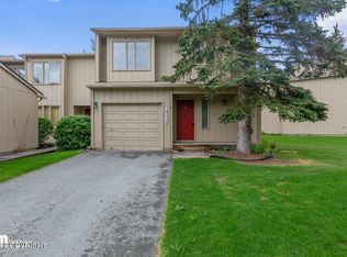 4107 Hampton Dr, Anchorage, AK 99504