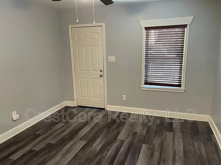 863 Josephine St #863 — Photo 2
