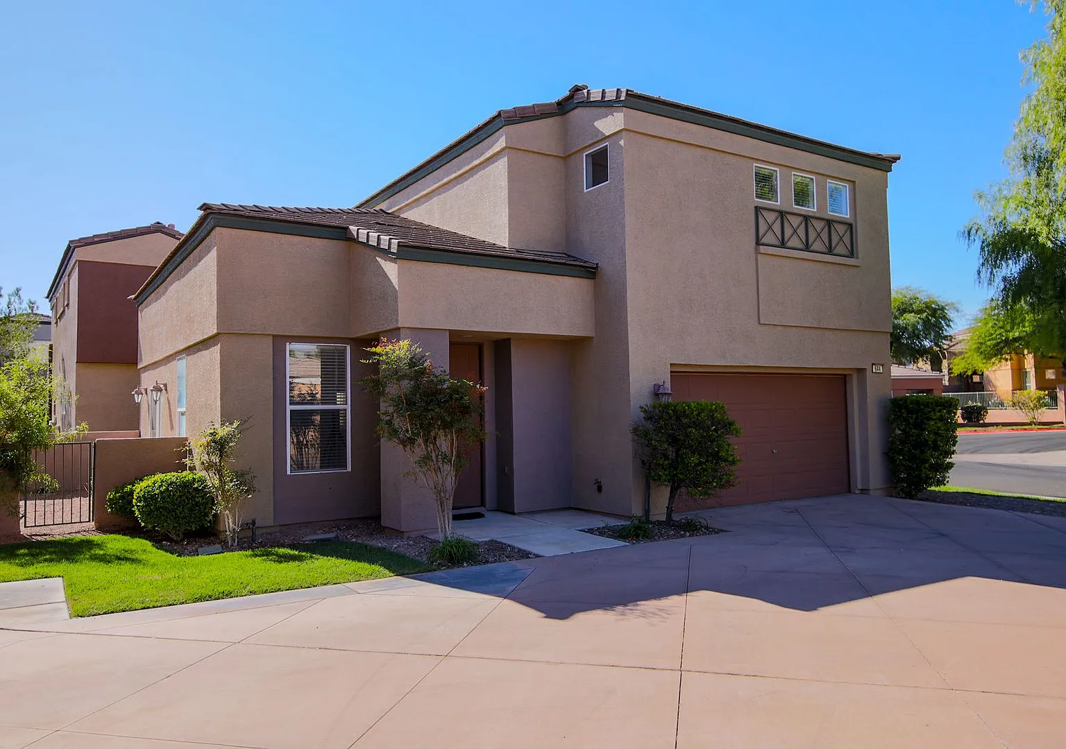 644 Chase Tree, Las Vegas, Nv — Photo 1