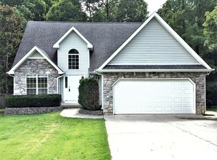 809 Briargrove Dr, La Vergne, TN 37086