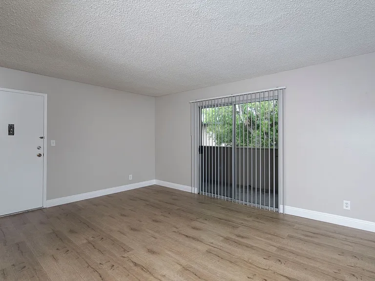 Northwinds Apartments — Photo 12