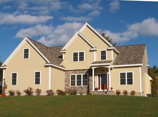 13 Runaway Brook Rd, Lancaster, MA 01523