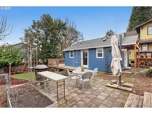 3828 SE 13th Ave #B Photo 1