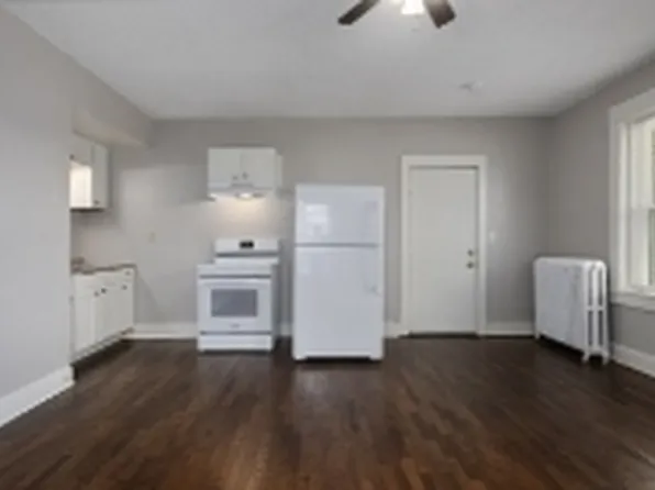 204 E Franklin St #6, Liberty, MO 64068