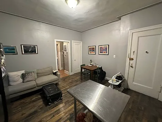 Rented by R New York | media 15