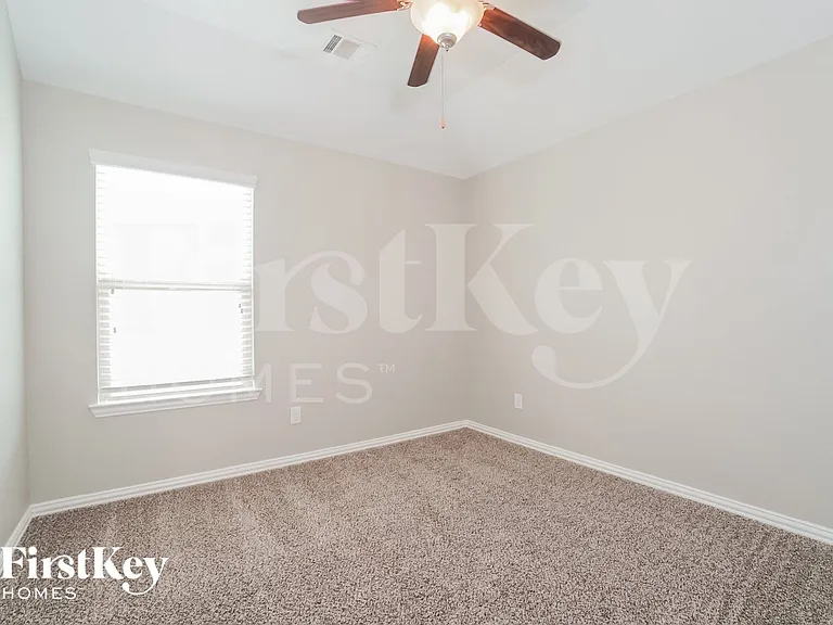 6730 Trinity Trail Ln — Photo 14