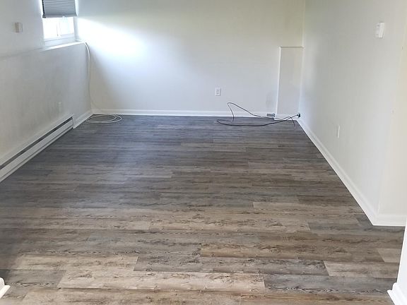 5th image of 403 Village Blvd N Unit 403
