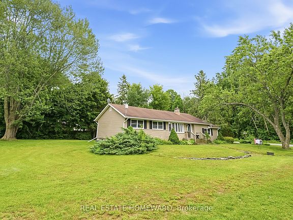 5th image of 4 Wayne Cres