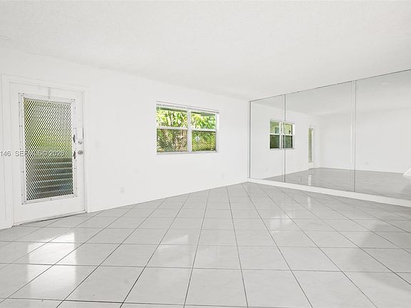 4th image of 150 Tuscany Ln #150-C