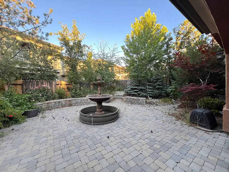 10880 Pentwater Dr — Photo 40