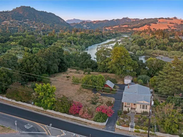 88 Front Street, Healdsburg, CA 95448