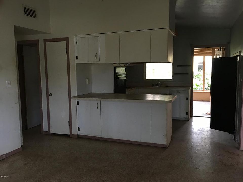 2nd image of 333 Madison Ave