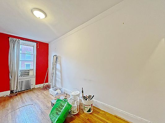 1st image of 335 W 19th St APT D5