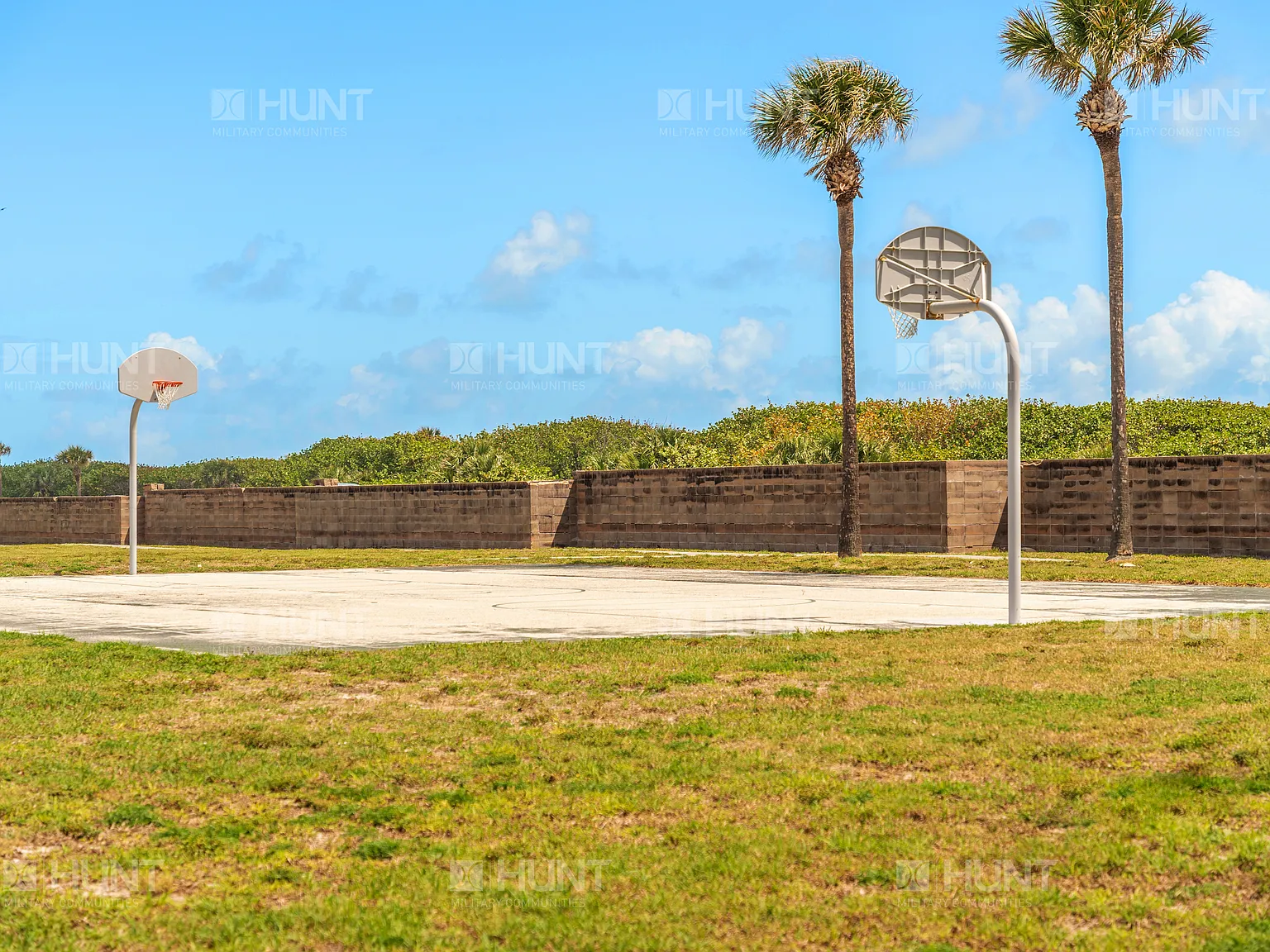 3 bed, 2.5 bath, 1244 sqft, $2,300 — Photo 2
