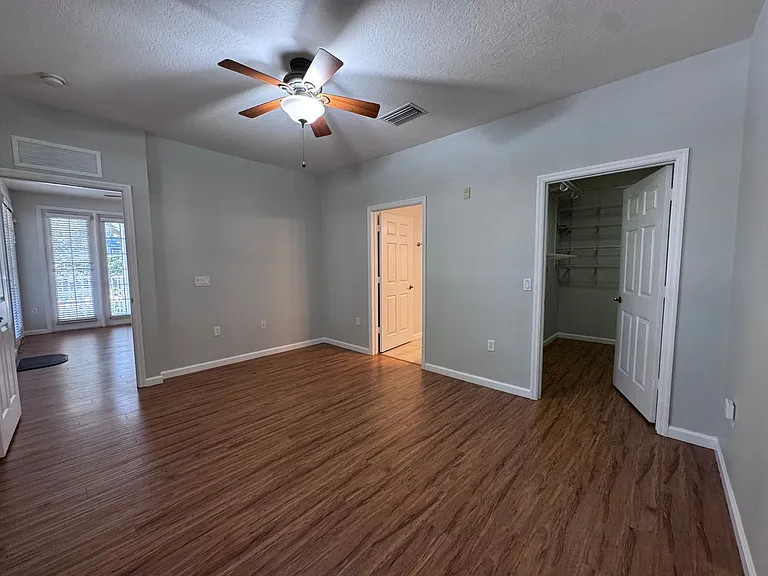4249 Corrine Dr #104 — Photo 27