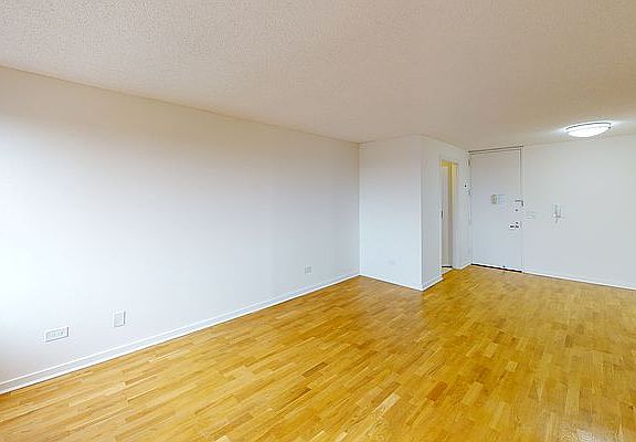 4th image of 175 E 96th St APT 21T