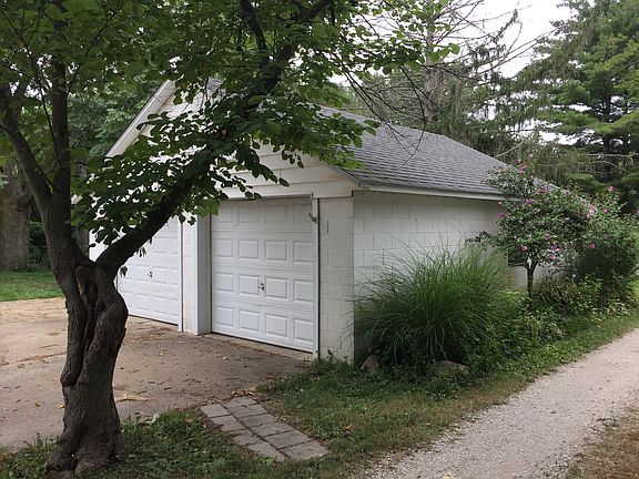 over sized 2 car garage