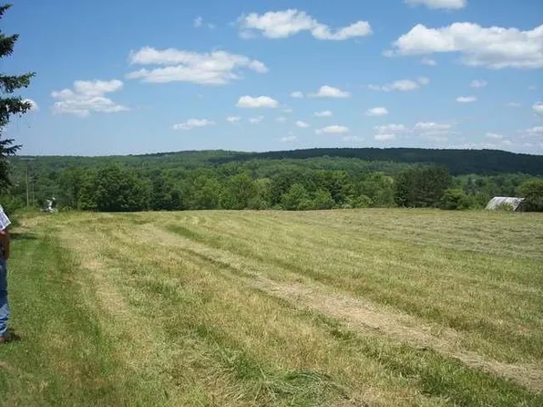 18 Maple, Sugar Grove, PA 16350