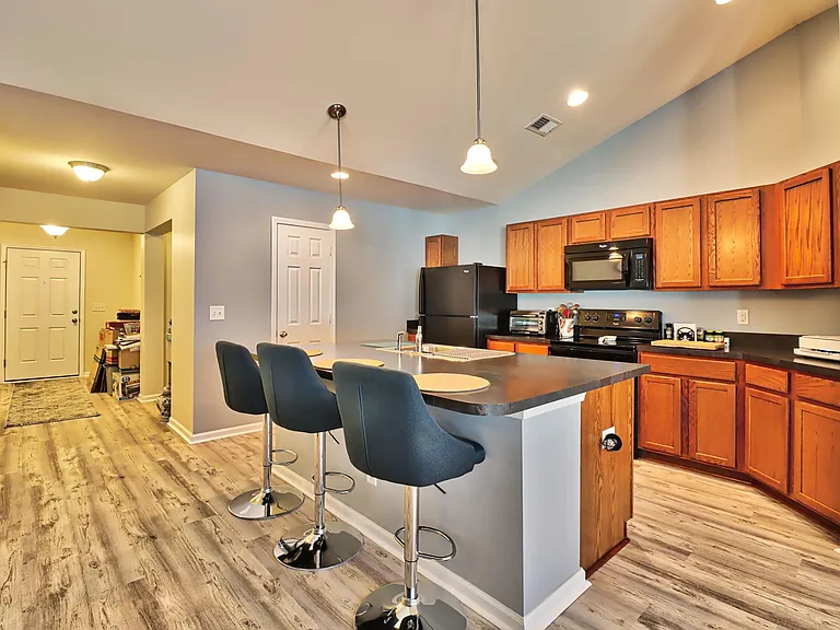 853 Bonita Loop — Photo 10