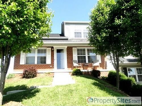 1st image of 350 Willow Oak Dr