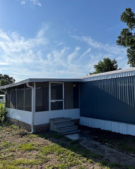 1st image of 18348 SE 90th Pl