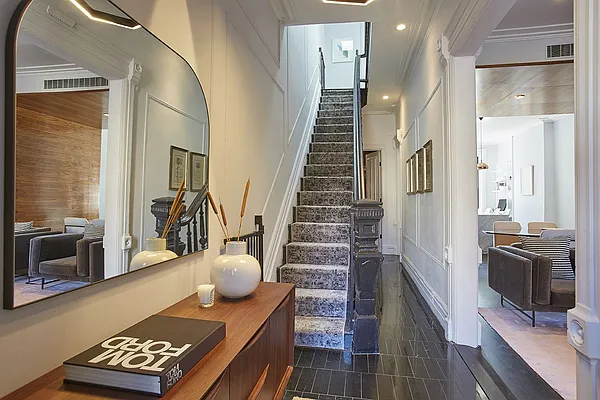 Sold by Canvas Real Estate | media 4