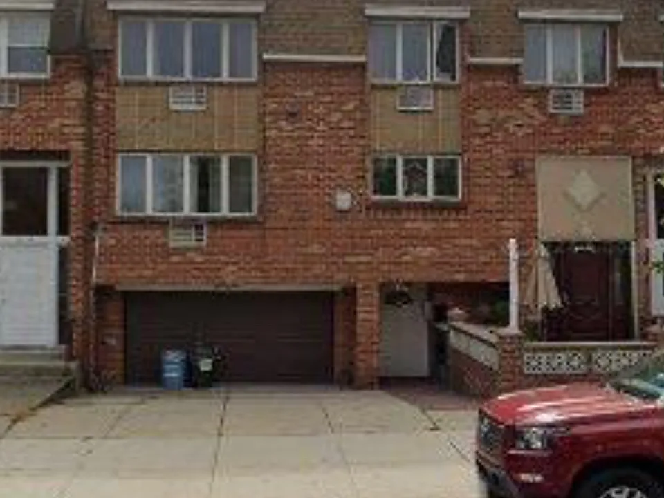 710 Eliot Ave #1