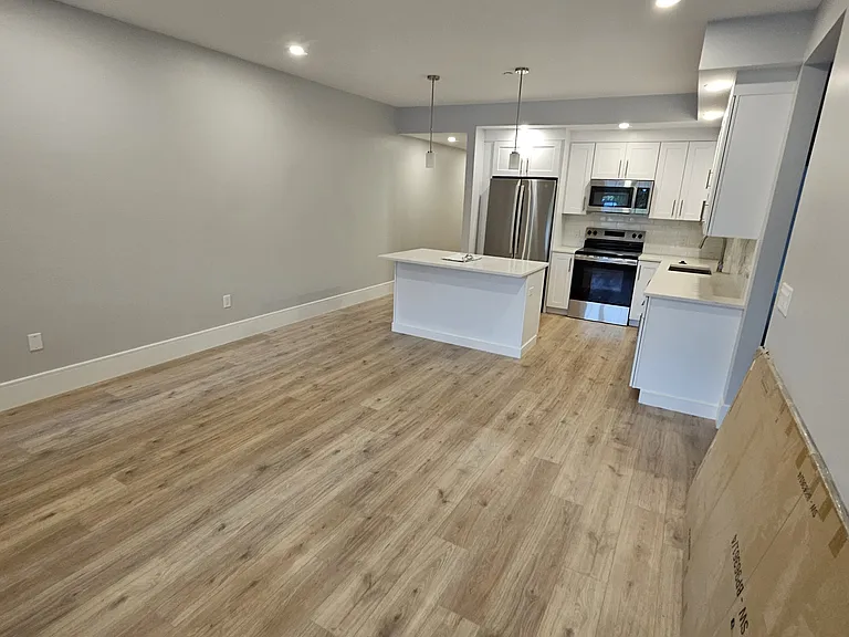 124 Kenrick St #4 — Photo 3