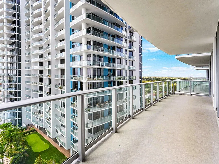220 Lake Shore Dr #1415 — Photo 31