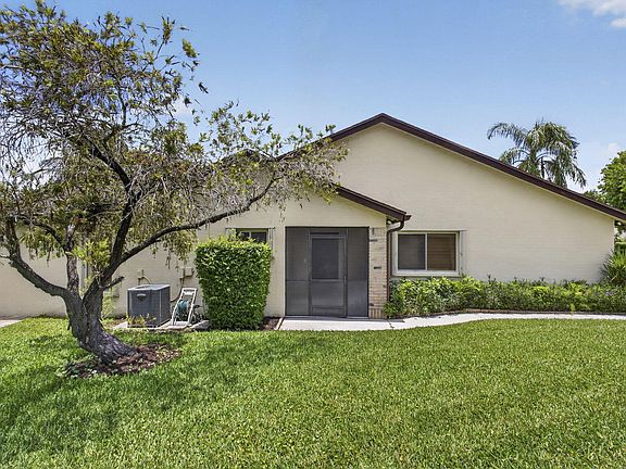 3rd image of 148 Village Walk Drive #24