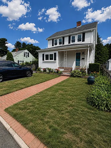 814 Lynnfield St Photo 1