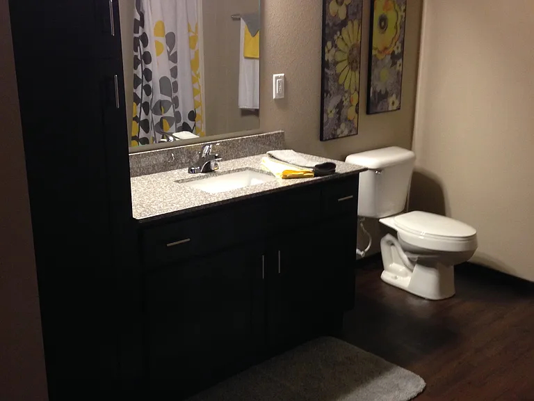 Citadel Apartments — Photo 34