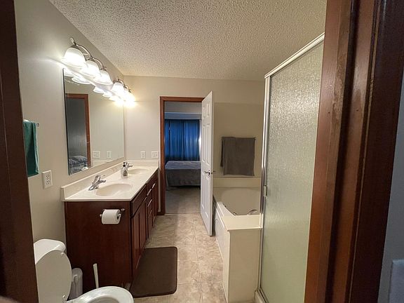 4th image of 3475 Cherry Ln Unit D