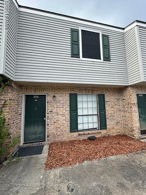 1st image of 100 Winchester Dr APT 306