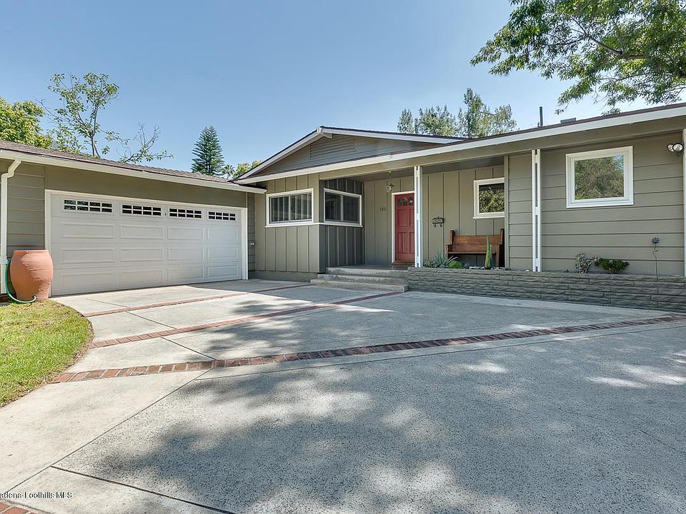 1st image of 180 Colony Dr