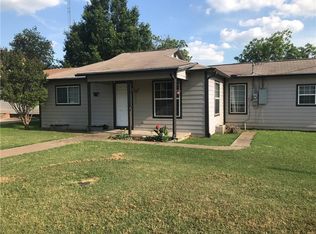 1102 Carpenter St, Bridgeport, TX 76426