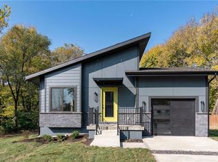 3837 Forest Ave, Kansas City, MO 64109
