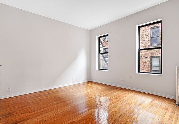 3rd image of 708 W 171st St APT 2A