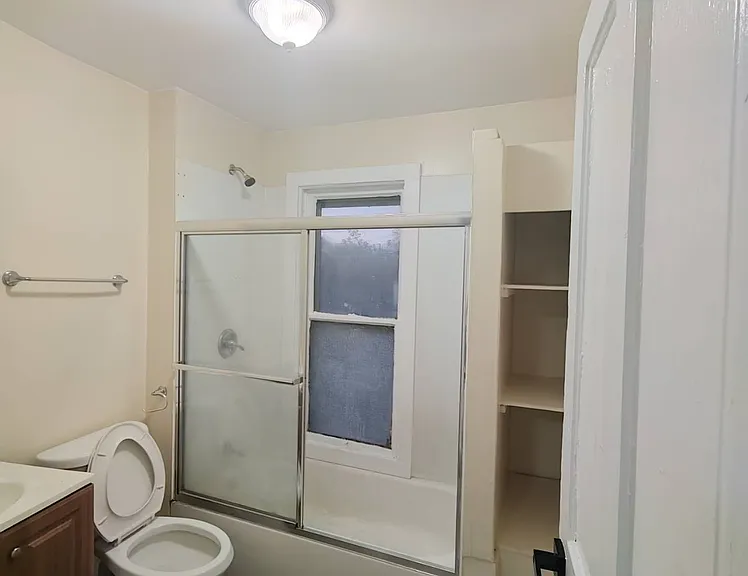 2753 N Holton St — Photo 5