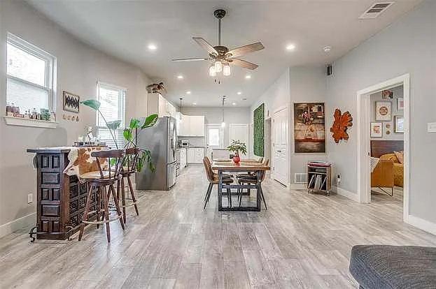 2905 S Jennings Ave — Photo 11