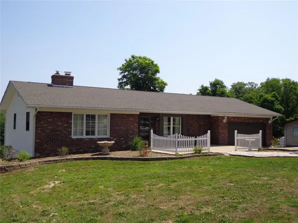 3439 Frontier Rd, Festus, MO 63028