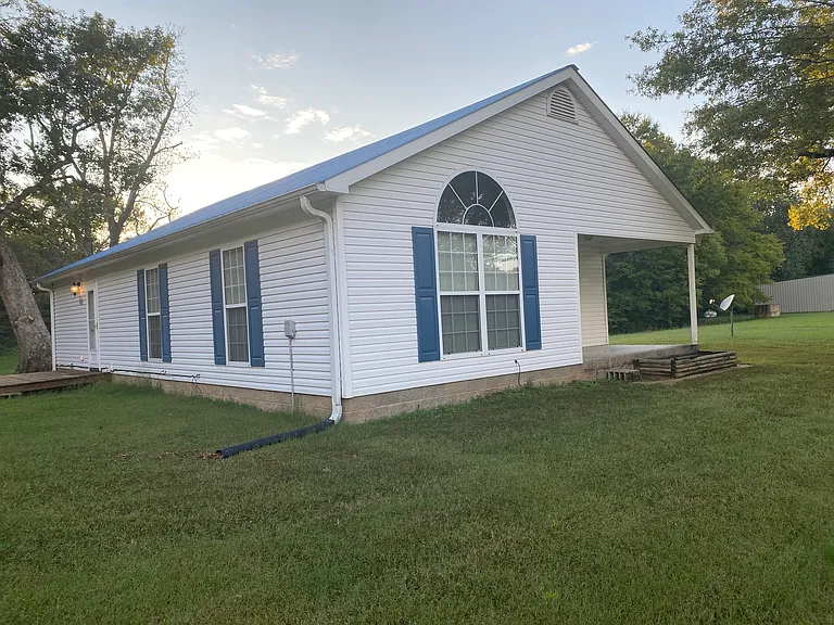 141 Olivers Chapel Rd — Photo 1