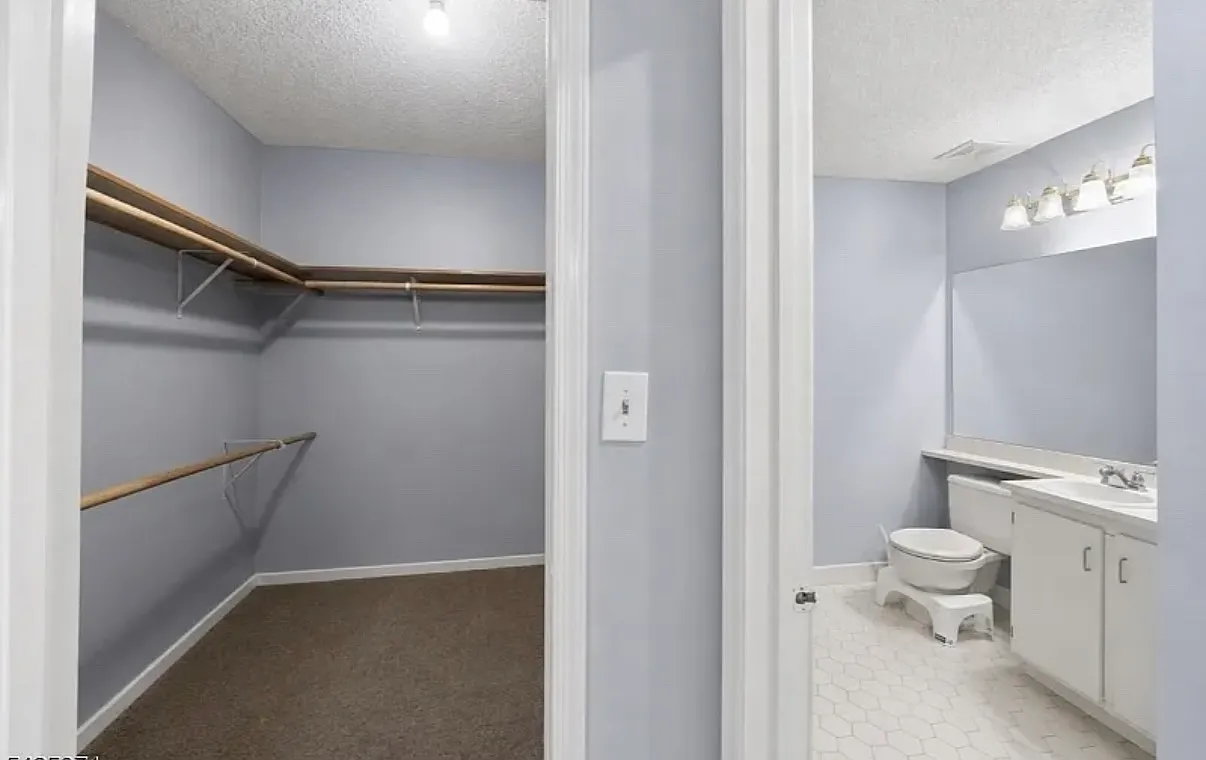 2 bed, 1150 sqft, $2,500 — Photo 2