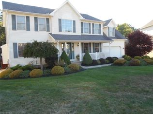 2160 Kimberly Ct, Wickliffe, OH 44092