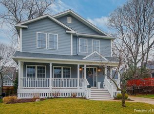 615 W Wesley St, Wheaton, IL 60187