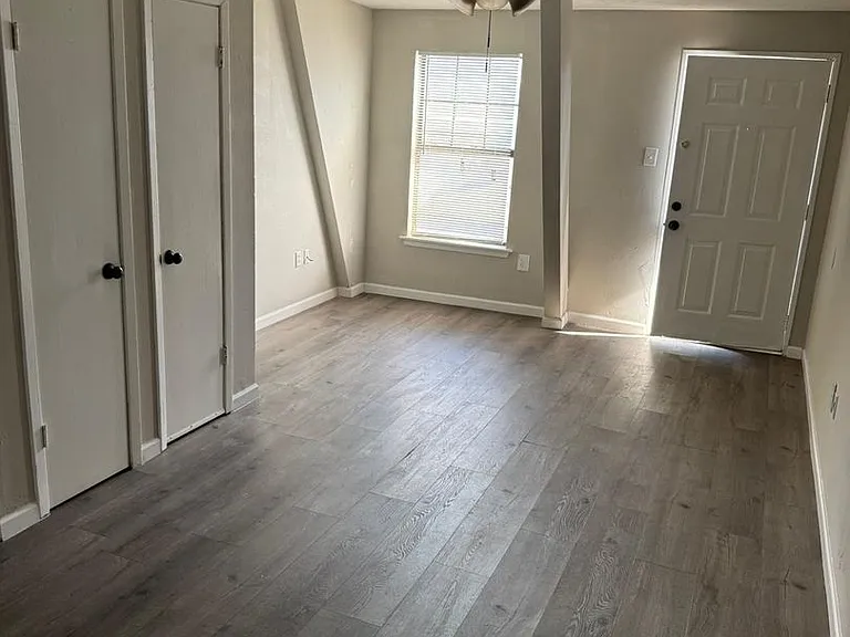 3350 McFaddin St — Photo 5
