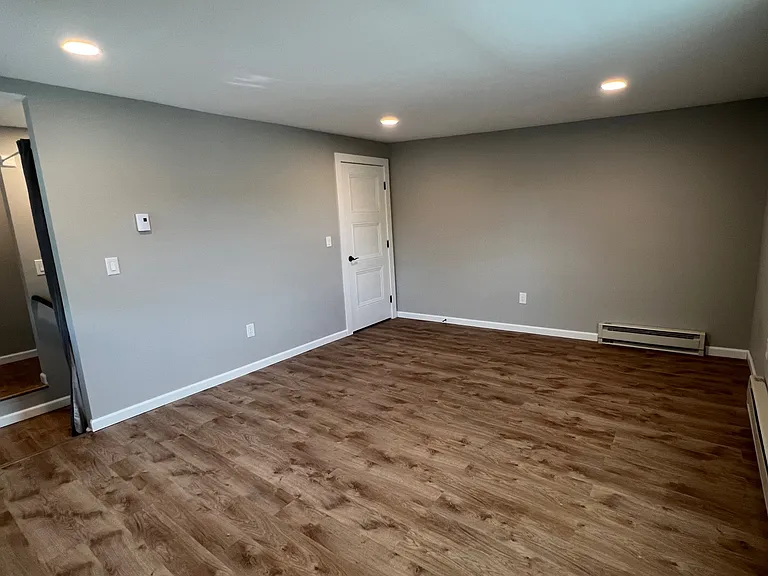 39 Buttonwood St #B — Photo 17