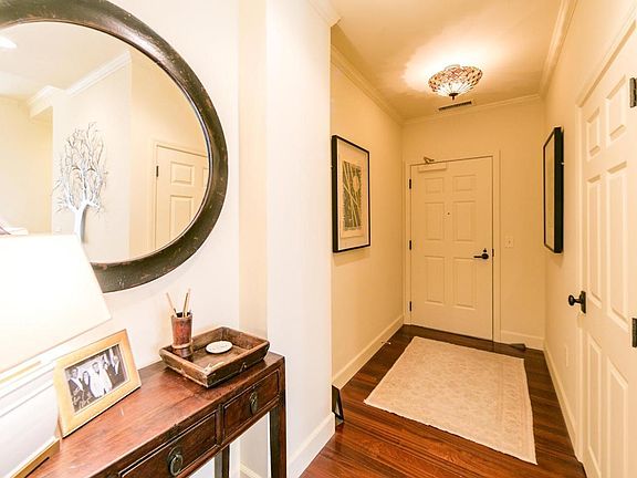 5th image of 4 Park Ave #4