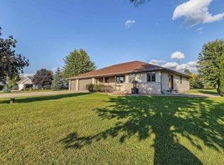 6252 N Preservation Trl, Appleton, WI 54913