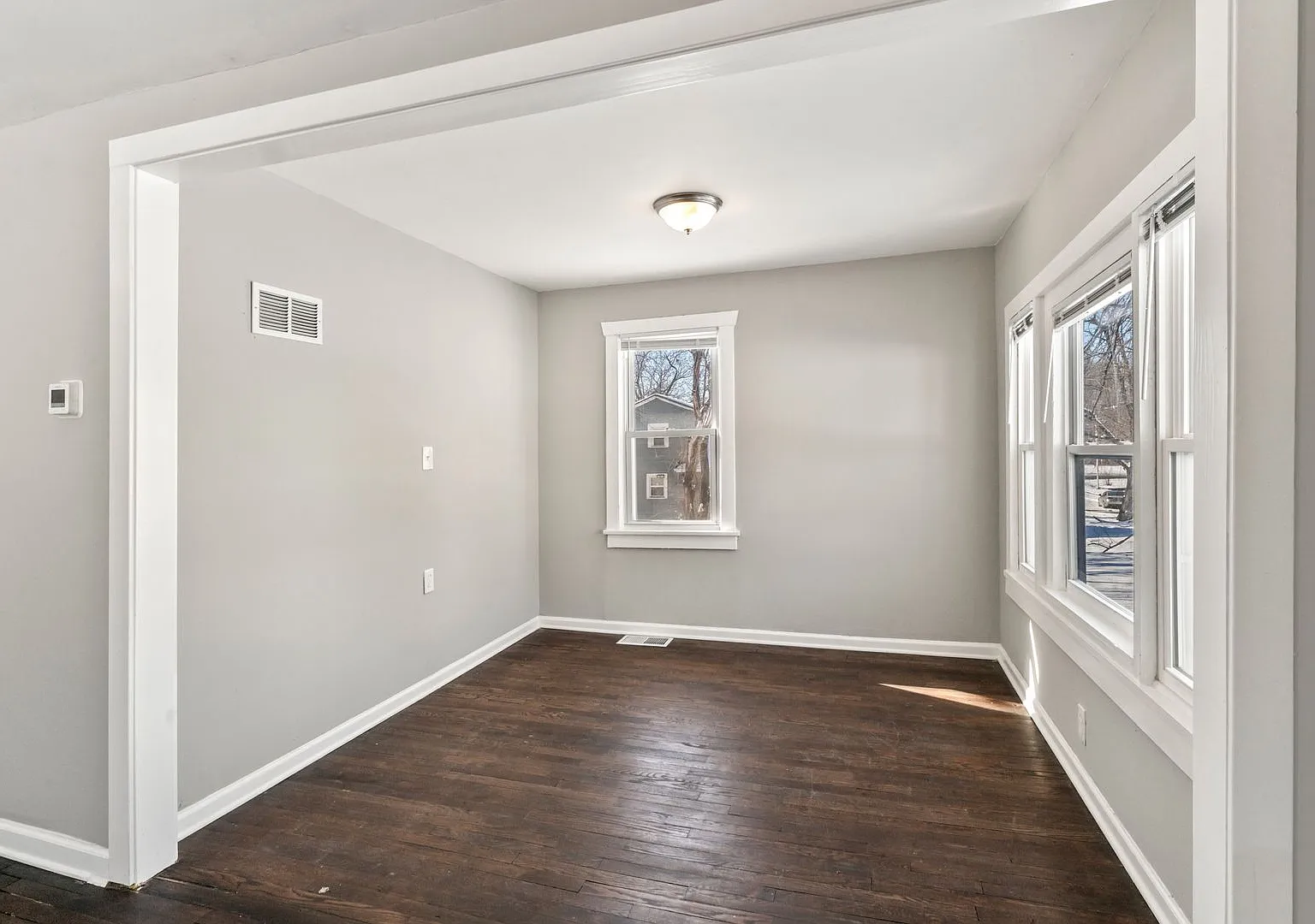 1119 E. 84th Street — Photo 3